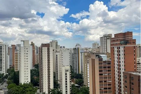Apartamentos à venda em Moema